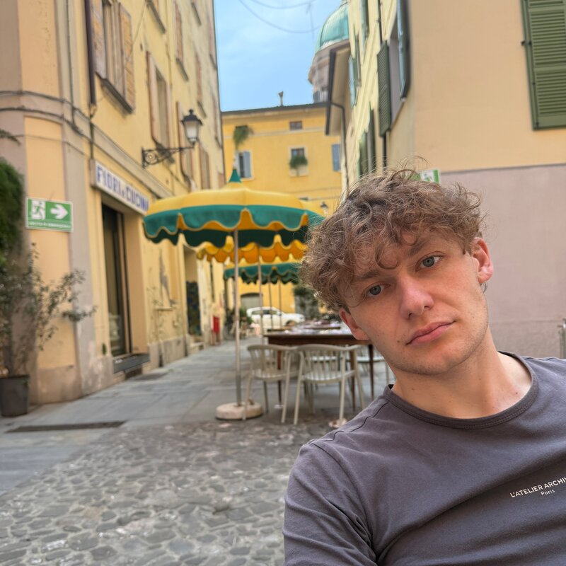 Stefano Roteglia – Consulente AI per PMI a Scandiano, Reggio Emilia